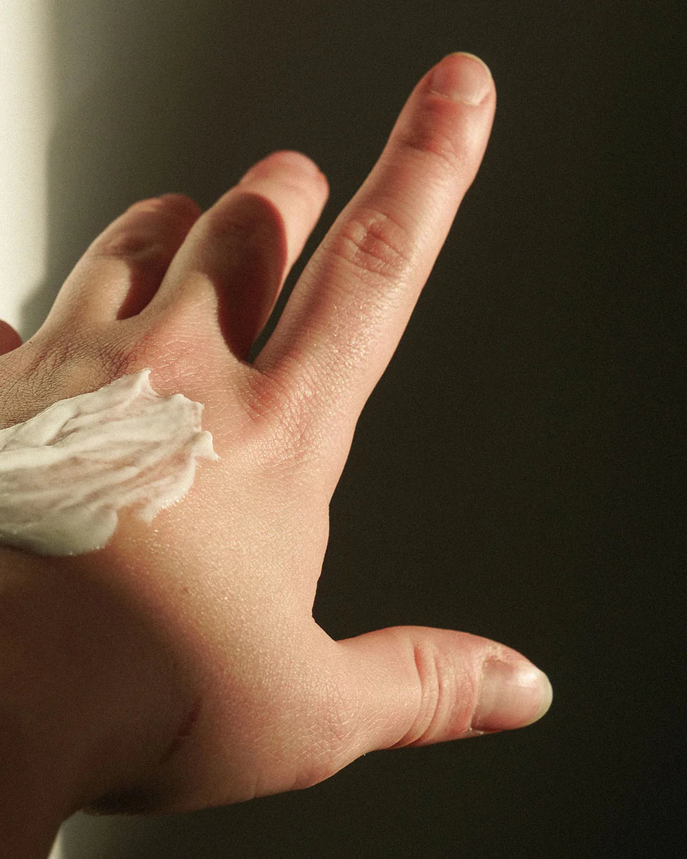 Moisturizing hand & nail cream