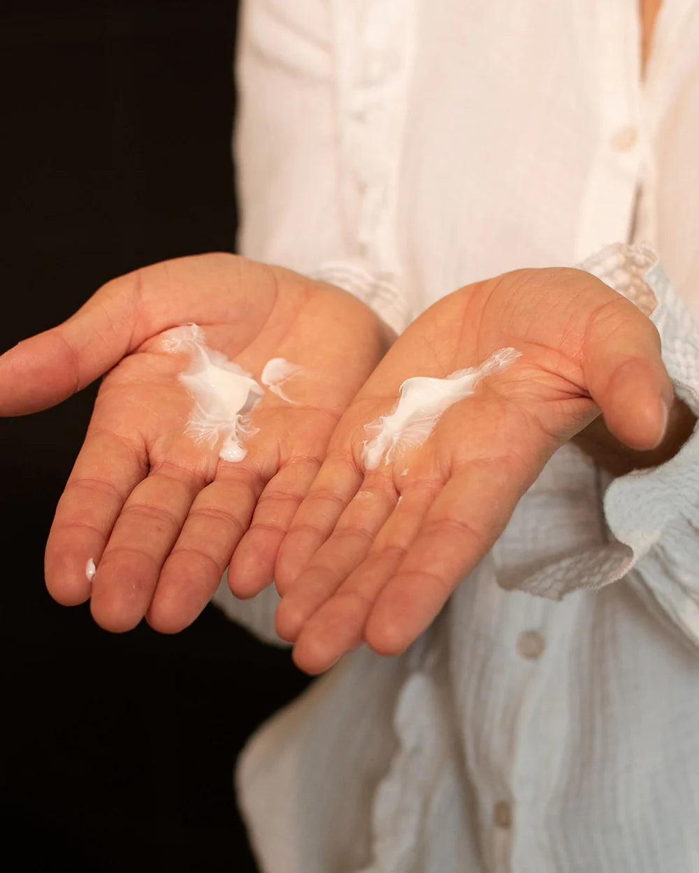 Moisturizing hand & nail cream