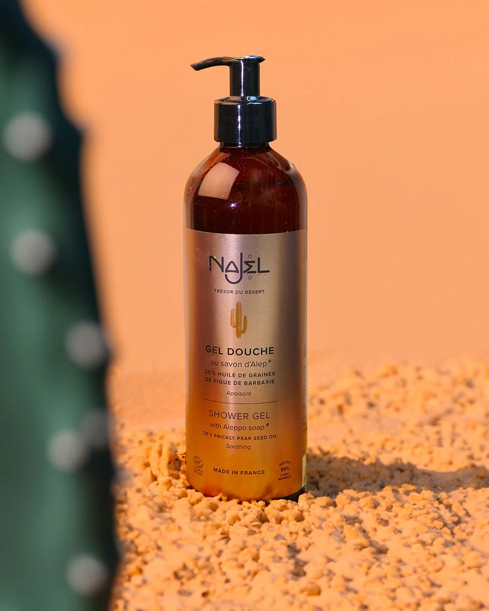 Shower gel with prickly pear oil