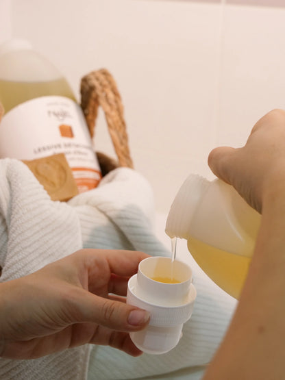 Liquid laundry detergent | Aleppo soap, Amber & Oud fragrance