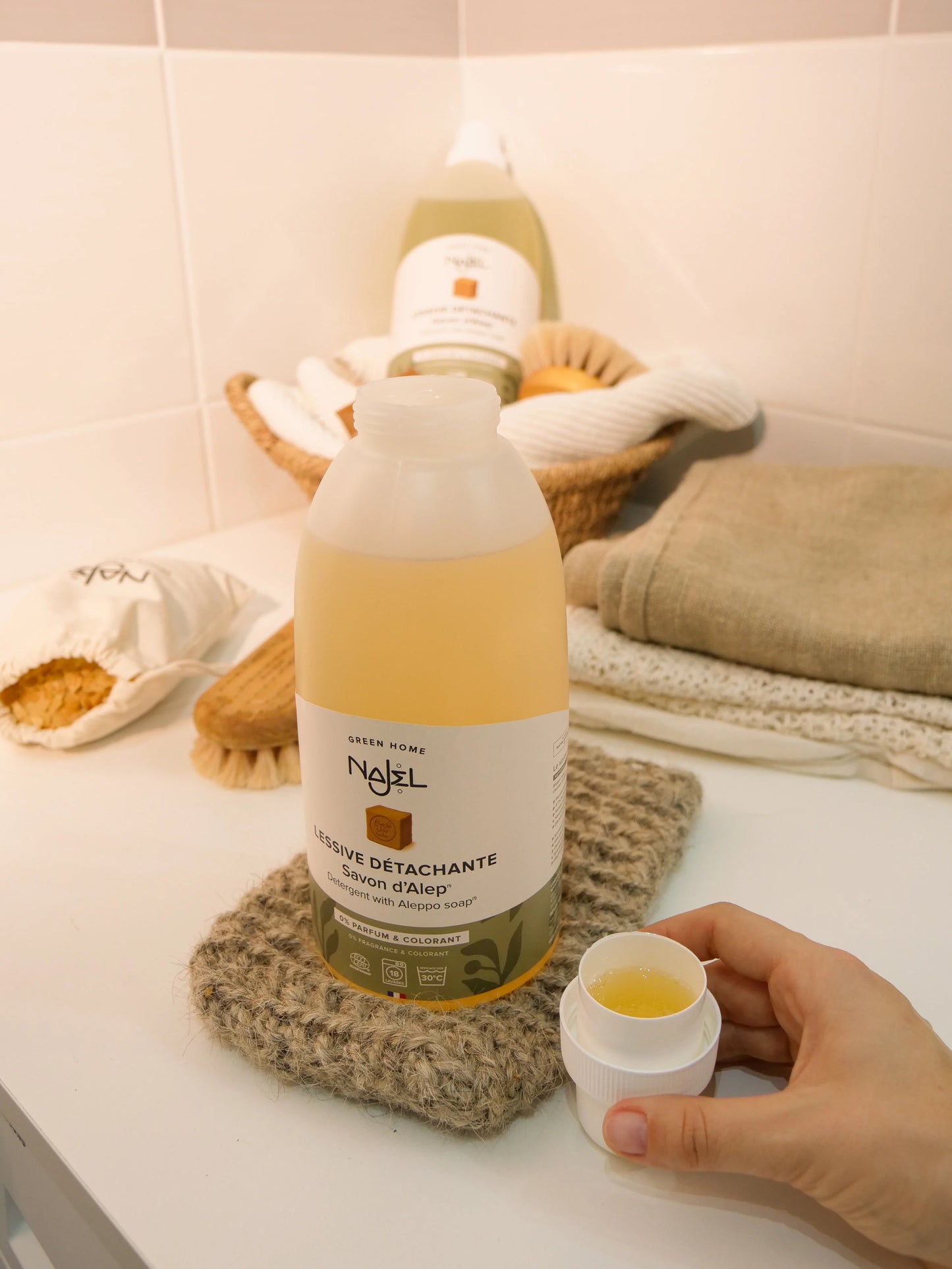 Liquid laundry detergent | Aleppo soap